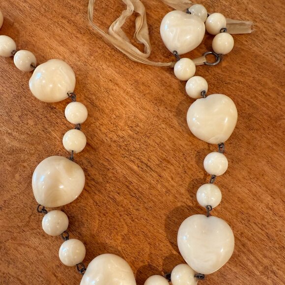 Unique Funky Vintage Marbled Cream Bead Necklace with Metal Links & Cloth Tie - Picture 5 of 5